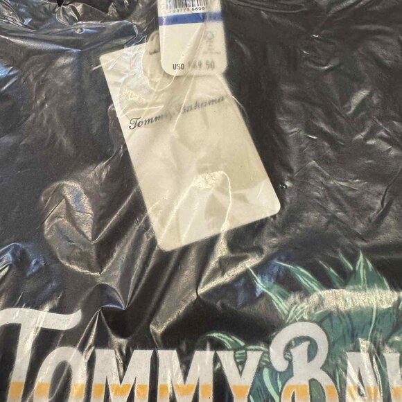 Tommy Bahama Pineapple Paradise Football Tee Crew T-Shirt $70 in Black - Picture 12 of 16